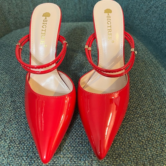 Red Strap Mule Heels for women - Picture 3 of 6